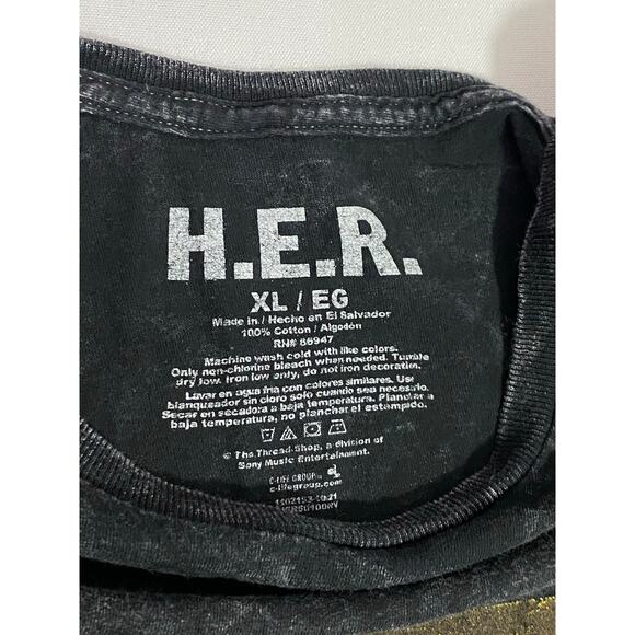H.E.R. Damage Tour Shirt Long Sleeve Black Graphic Lyrics Print Size XL - Picture 3 of 7